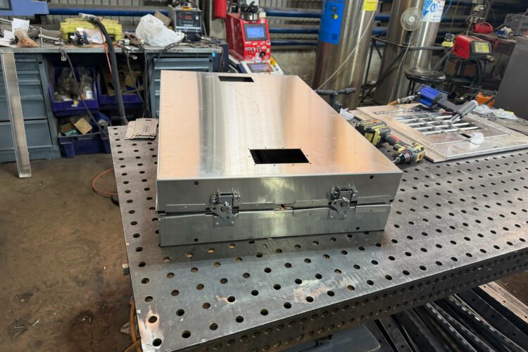 Складная клетка для собак с высокой тревожностью из алюминия от 62.2×47.0×58.4 см