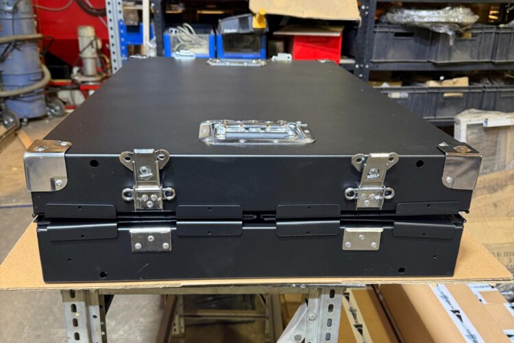 Складная клетка для собак с высокой тревожностью из алюминия от 62.2×47.0×58.4 см